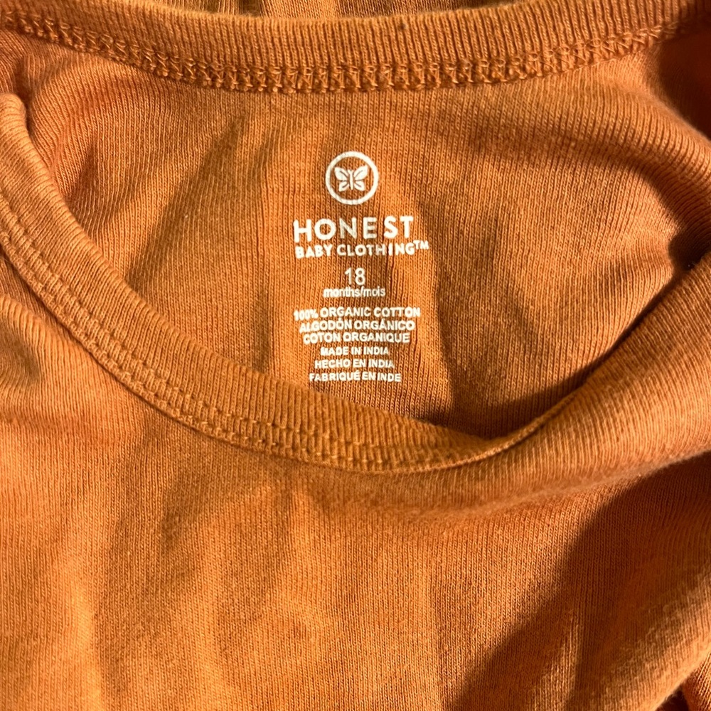 Size 18 months Honest 100% organic cotton onesie set (9 total).